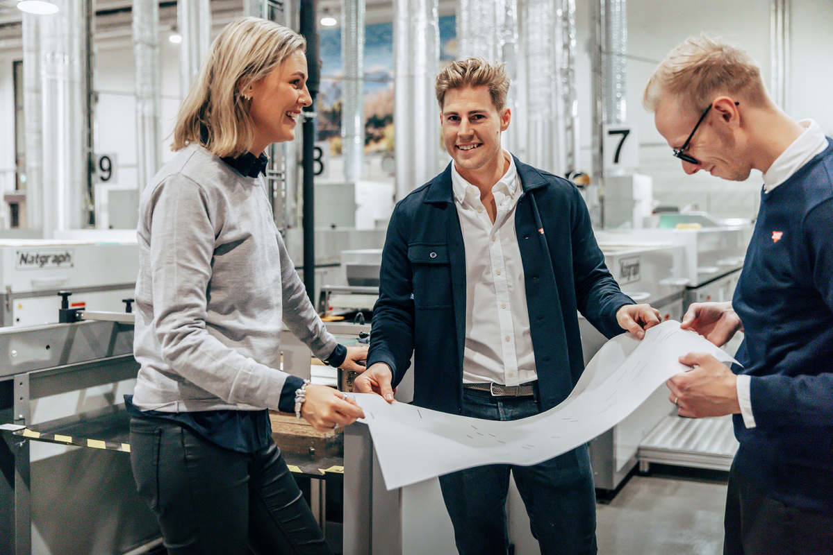 Picture of employees in production